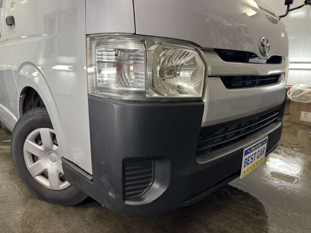 Toyota Regius Ace 5