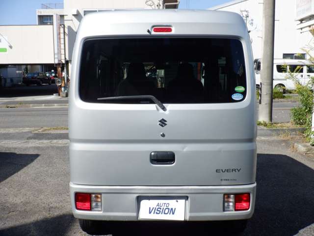 Suzuki Every 8
