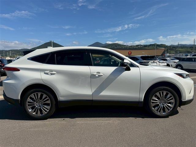 Toyota Harrier 10