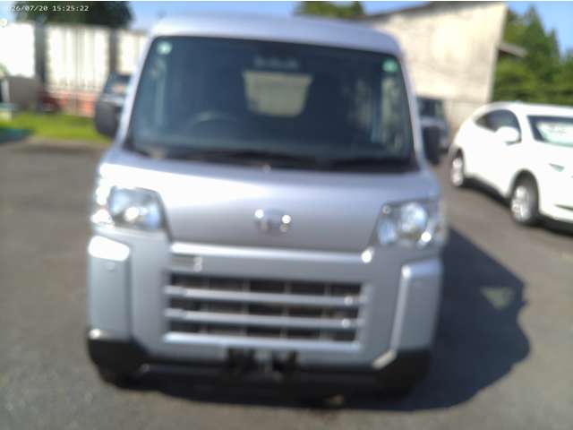 Daihatsu Hijet Cargo 2