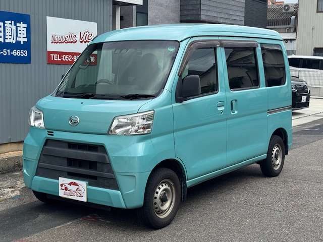 Daihatsu Hijet Cargo 3