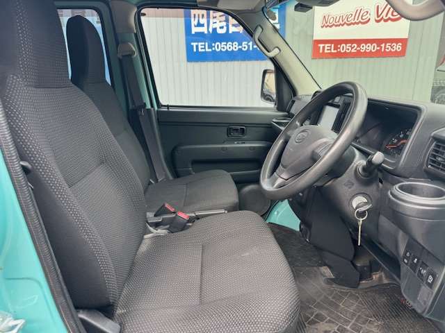 Daihatsu Hijet Cargo 9