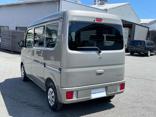 Suzuki Every 8