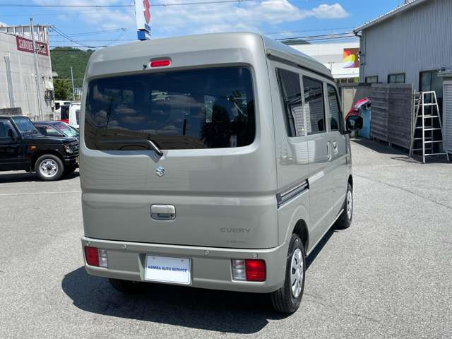 Suzuki Every 9