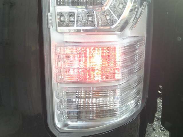 Toyota Voxy 6