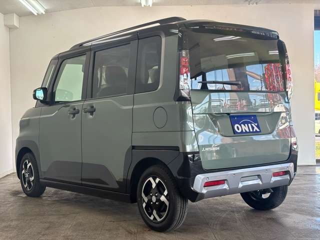 Mitsubishi Delica Mini 12