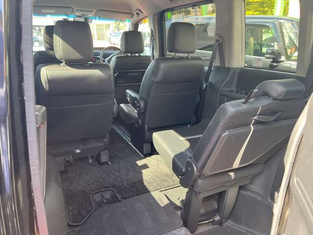 Honda Stepwgn 12