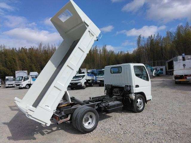 Mitsubishi Fuso Canter 11