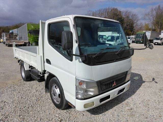 Mitsubishi Fuso Canter 2