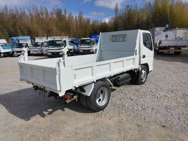 Mitsubishi Fuso Canter 9