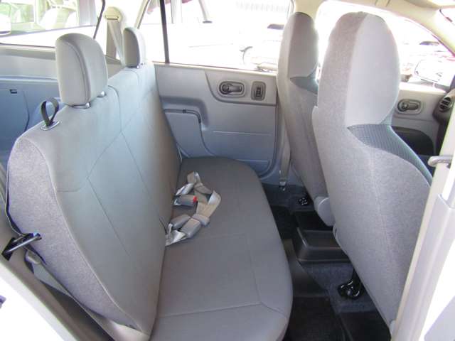 Nissan AD 8
