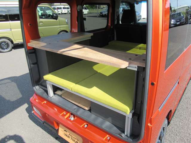 Daihatsu Atrai 6