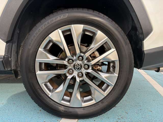 Toyota RAV4 9