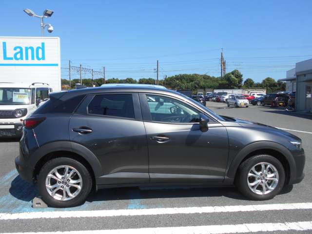 Mazda CX-3 6