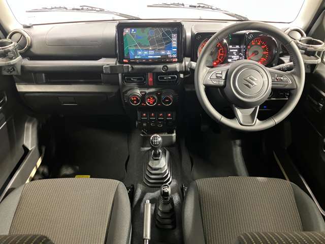 Suzuki Jimny 4