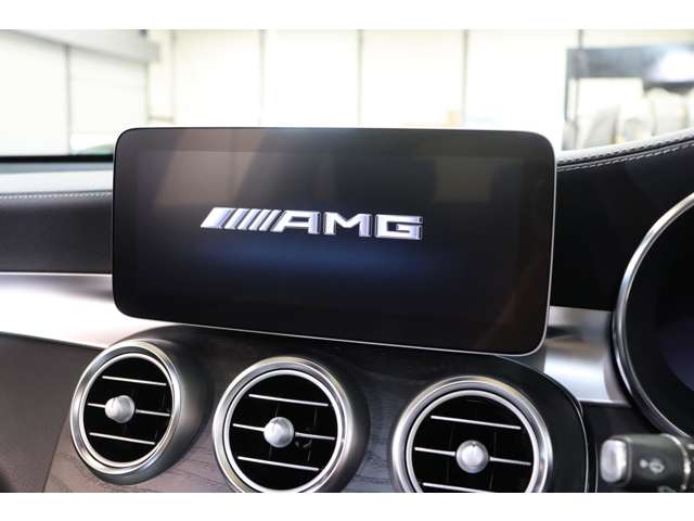 Mercedes-Benz GLC 11