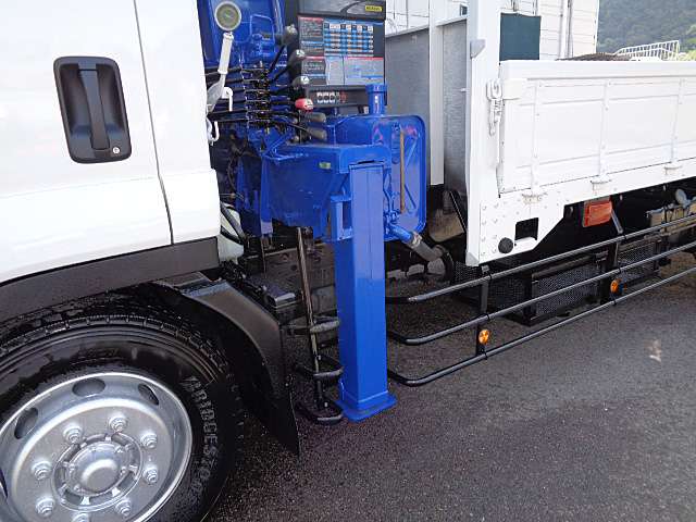 Isuzu Forward 4