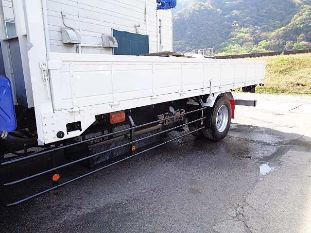 Isuzu Forward 9