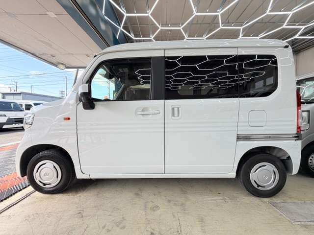 Honda N-VAN 9