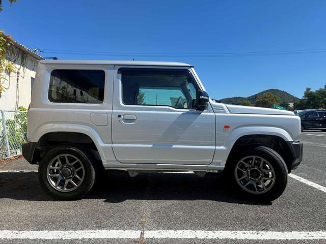 Suzuki Jimny 3
