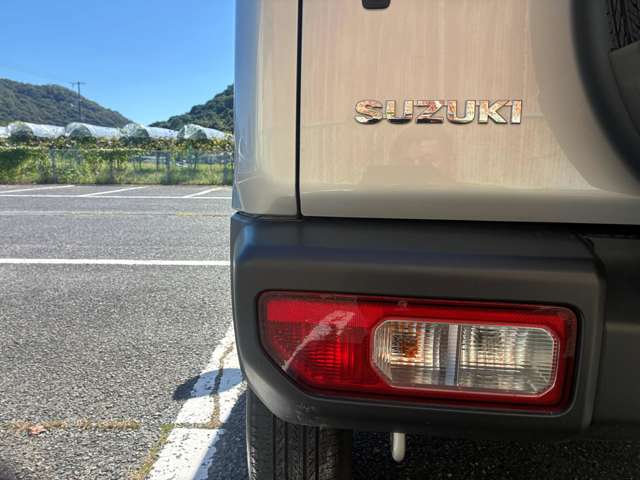 Suzuki Jimny 7