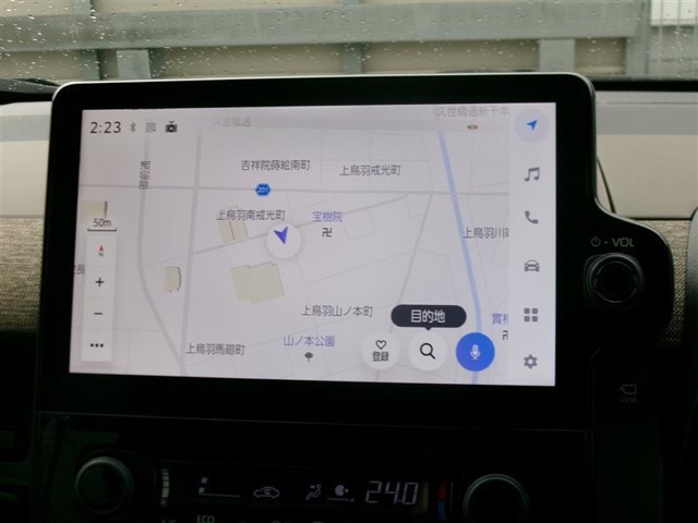 Toyota Sienta 5