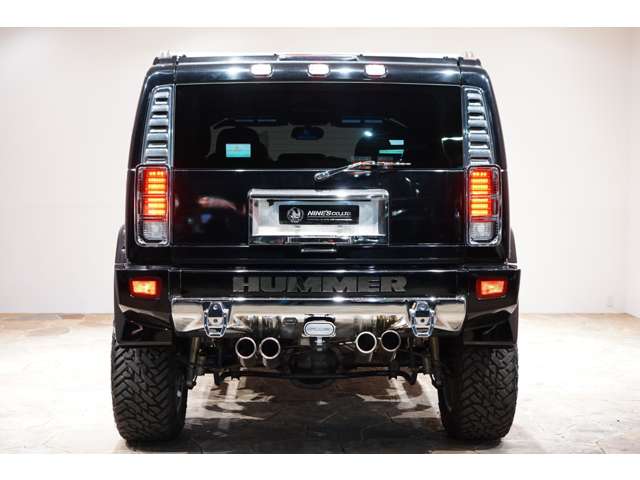 Hummer H2 12