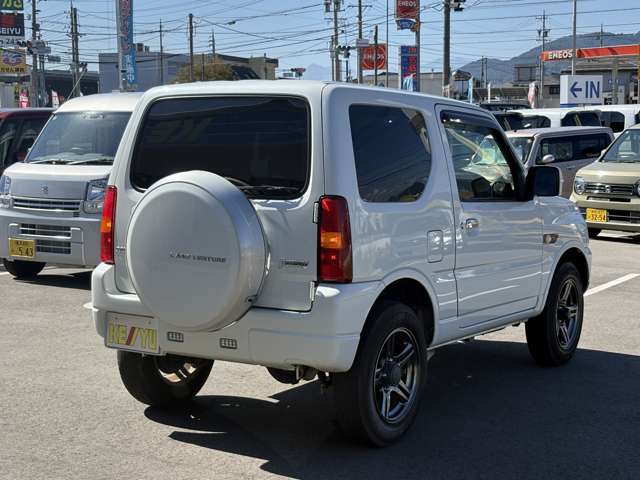 Suzuki Jimny 5