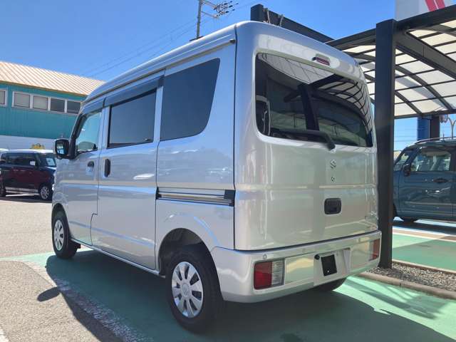 Suzuki Every 8