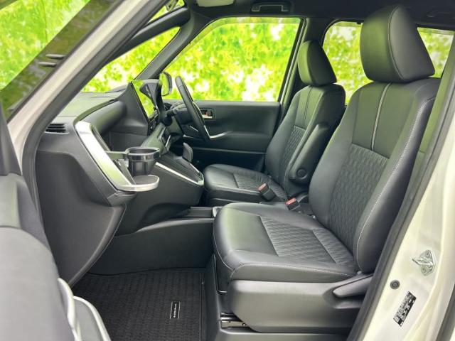 Toyota Noah 9