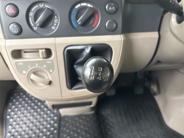 Suzuki Every 12