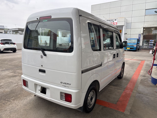 Suzuki Every 4