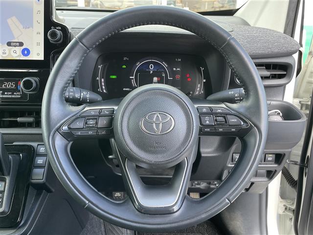 Toyota Sienta 9