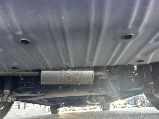 Nissan Serena 5