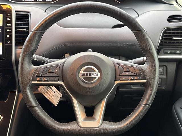 Nissan Serena 6