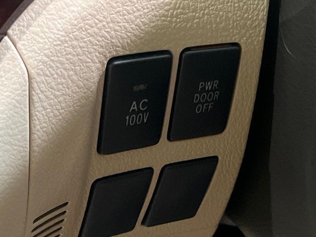 Toyota Alphard 7