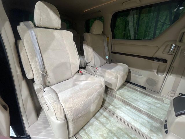 Toyota Alphard 10