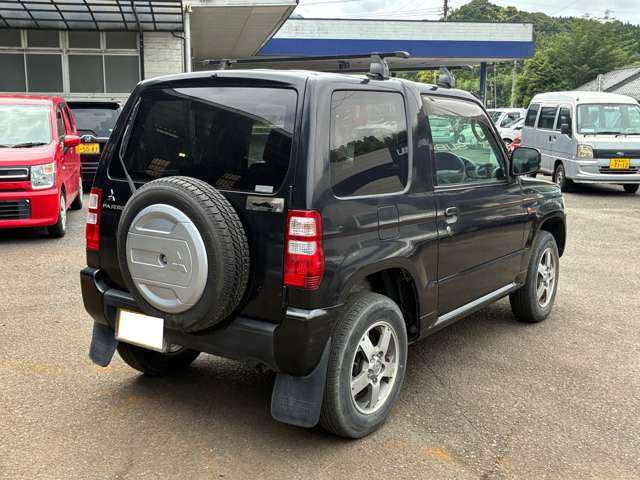 Mitsubishi Pajero Mini 3