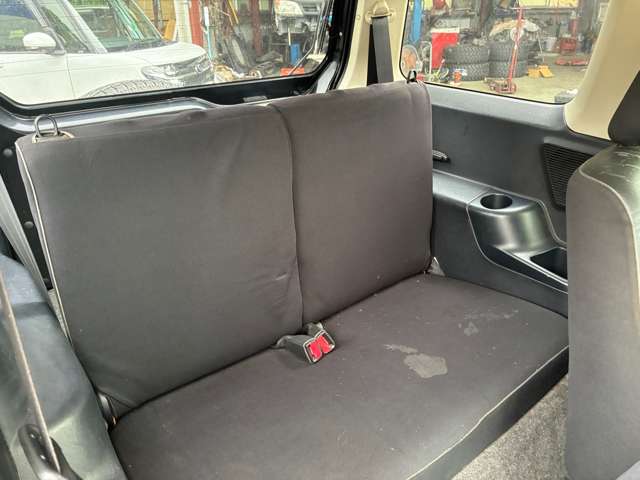 Mitsubishi Pajero Mini 9