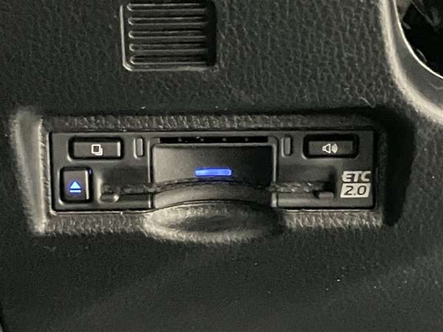 Toyota Noah 12