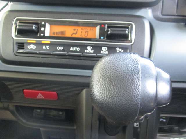 Suzuki Spacia Base 7