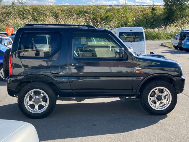 Suzuki Jimny 6