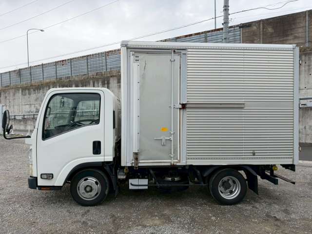 Isuzu Elf 5