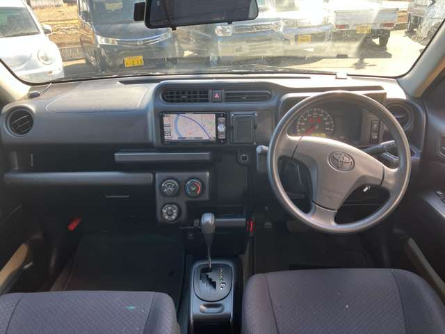 Toyota Probox Van 8