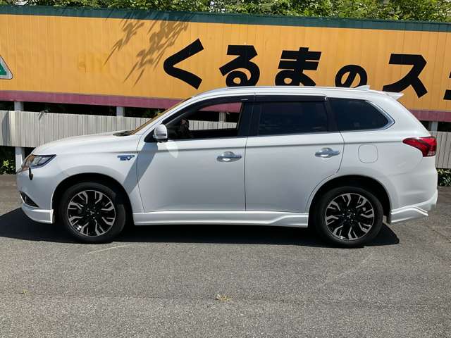 Mitsubishi Outlander PHEV 2