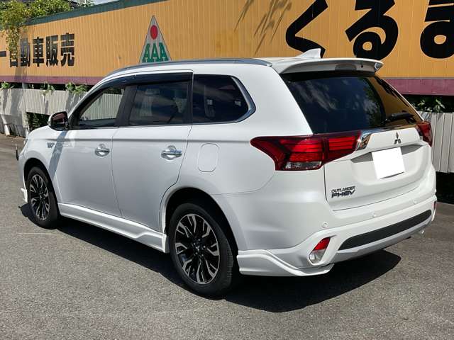 Mitsubishi Outlander PHEV 3