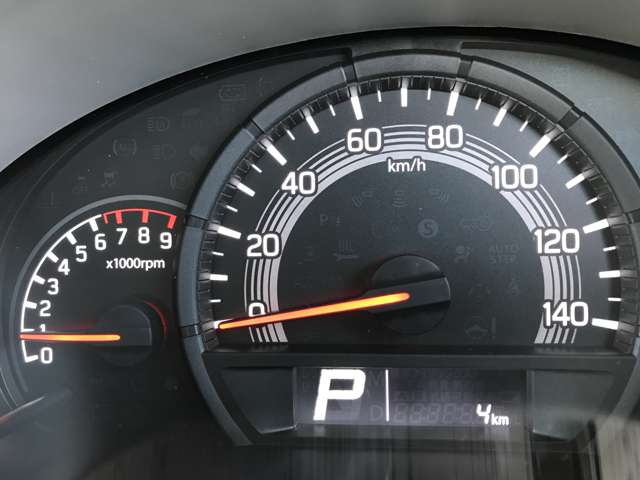 Suzuki Every 8