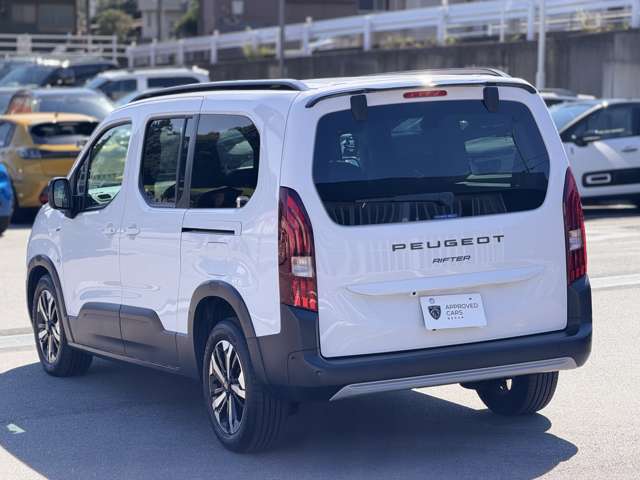 Peugeot リフターロング 8