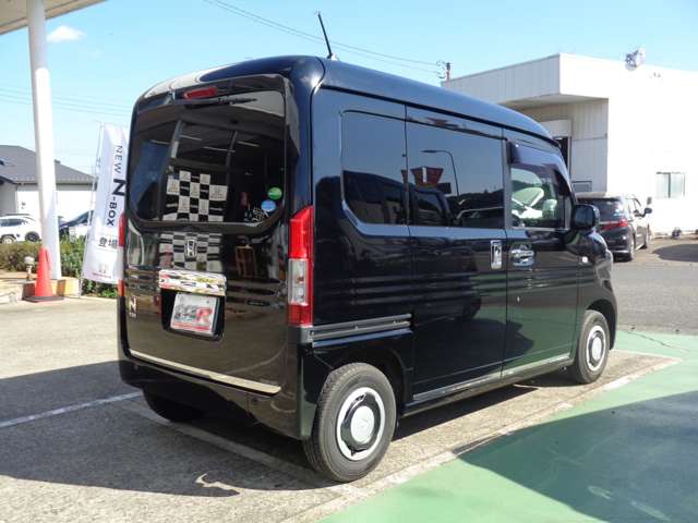 Honda N-VAN 4