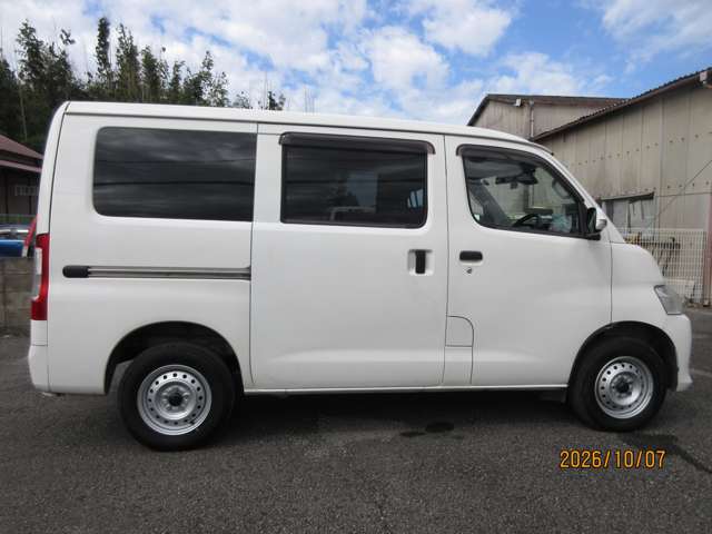 Toyota Town Ace Van 6